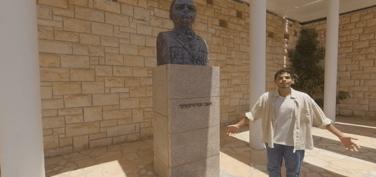 קהל חווה את זאב ז'בוטינסקי