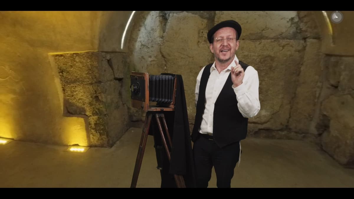 קהל חווה את מסע ירושלמי